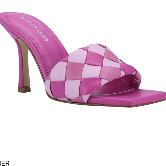 Marc Fisher Shoes - ✅Marc Fisher Party Pink Woven Mule Slip-On Darasa Sandals
